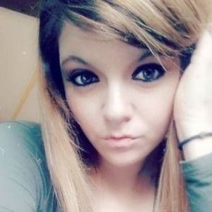 Meet your Posher, Leanna